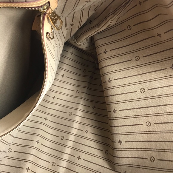 ✨AUTHENTIC✨ SLOUCHY HOBO Louis Vuitton bag - Picture 3 of 16